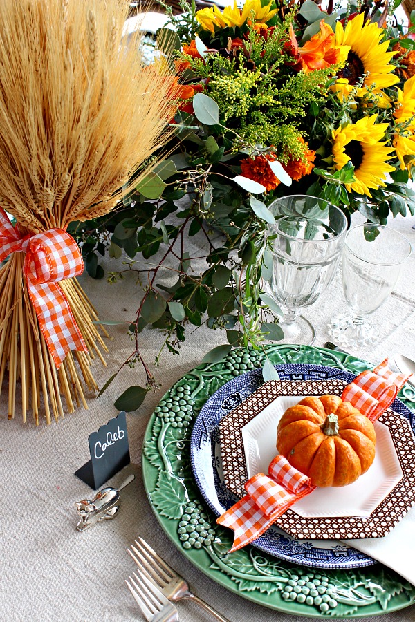 Thanksgiving tablescape ideas wheat pumpkins