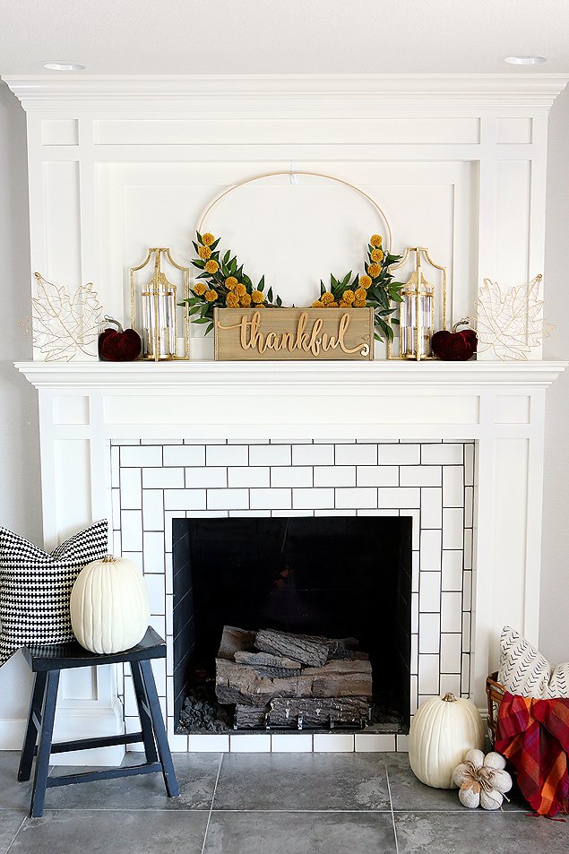 Mantel for Fall