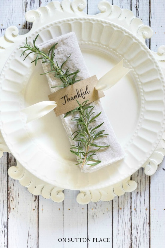 thanksgiving napkin rings free printable on ivory plate