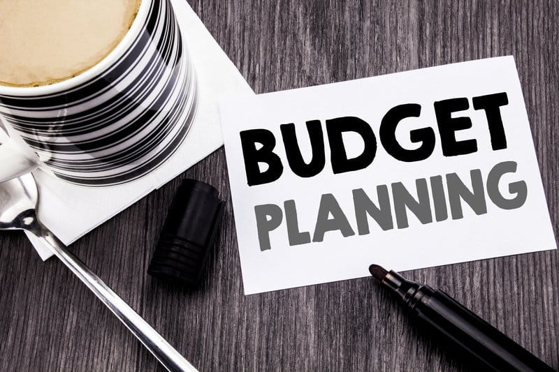 Budgeting Hacks to Curb Overspending 2