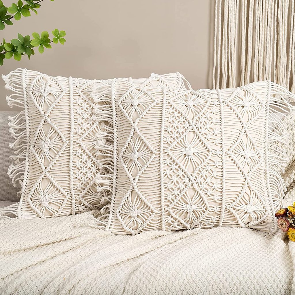 white fringe pillows