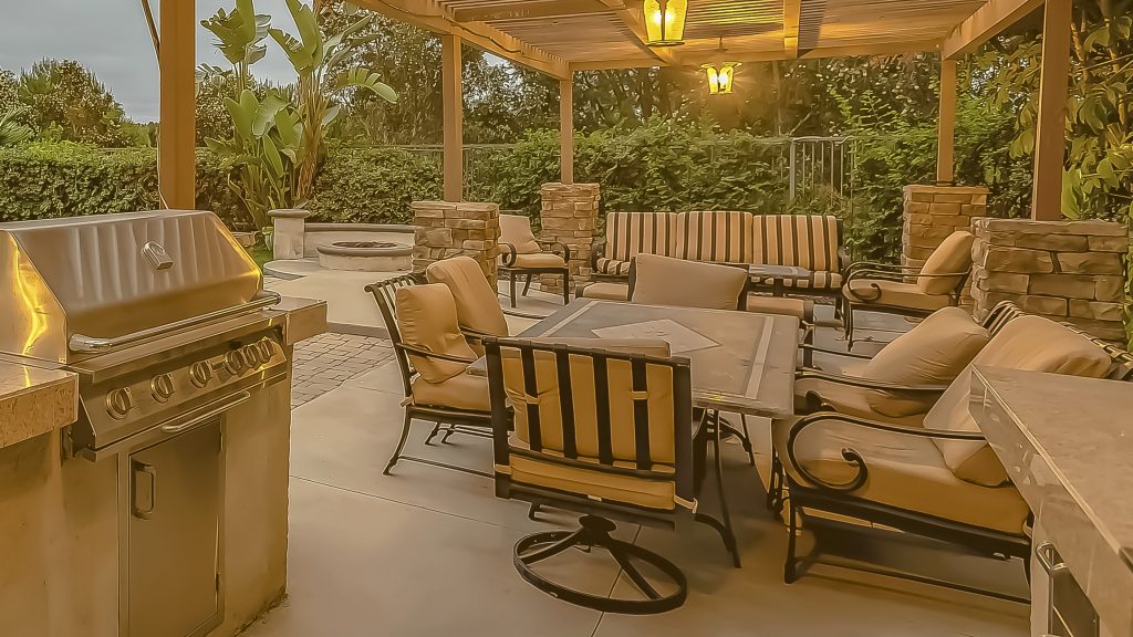 stone fire pit outdoor kitchen