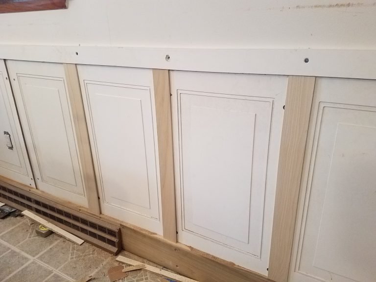 How to Fit Wainscoting On Any Length Wall