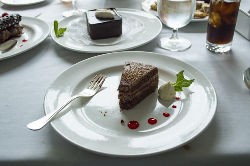 Drizzle dessert plates with homemade raspberry syrup 