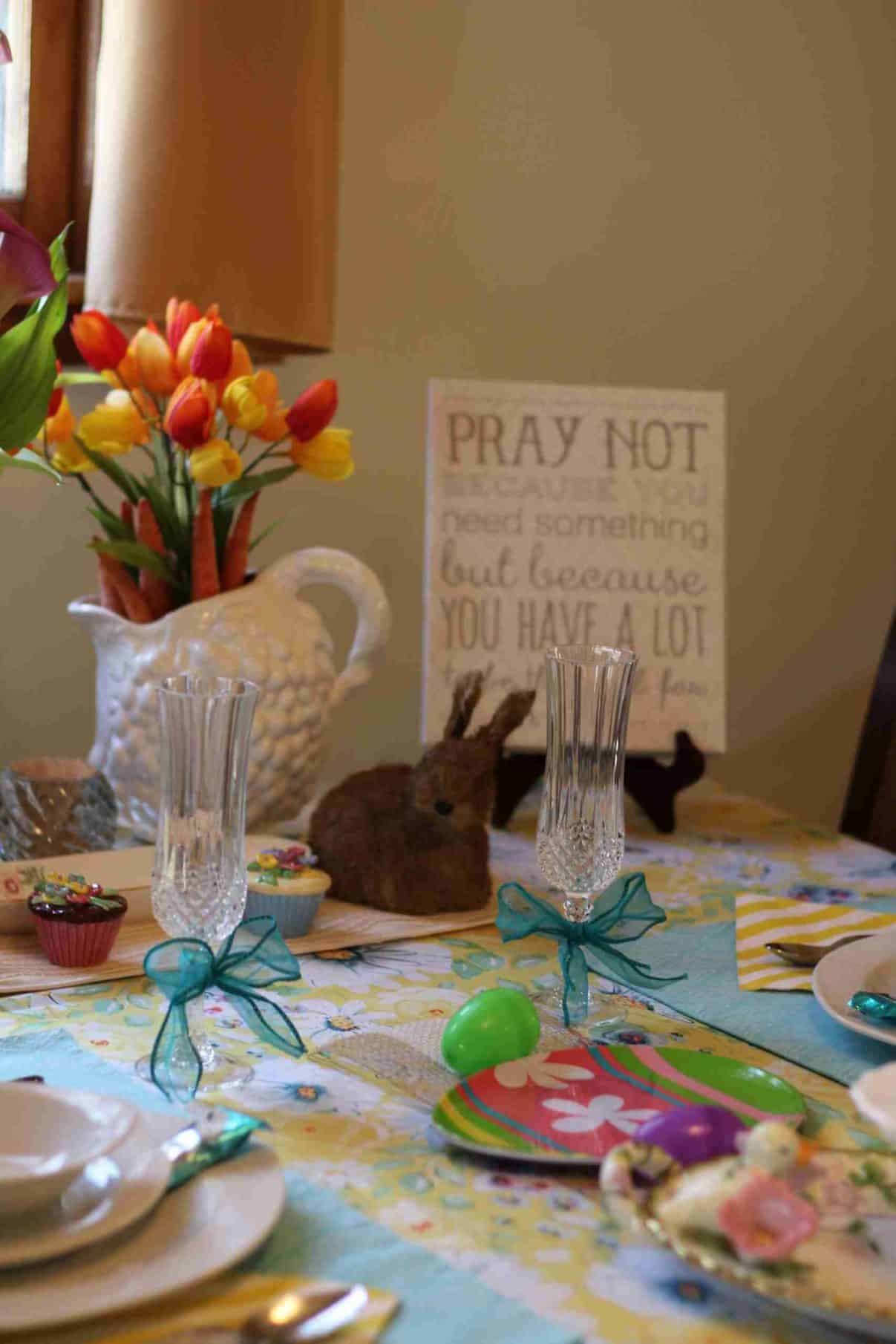 Easter Table Setting Ideas | Easter Tablescapes Decor