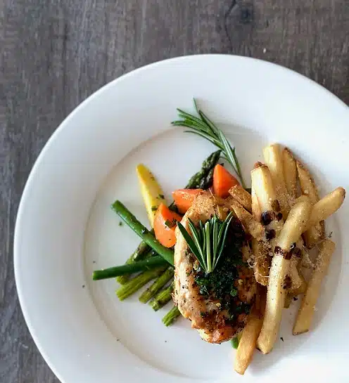 slow cooker Lemon Garlic Chicken with Asparagus